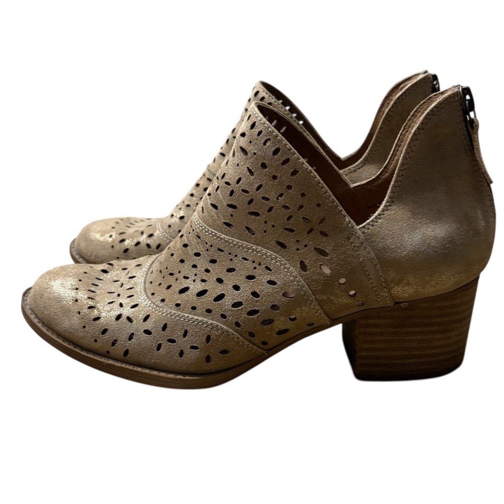 SOFFT Wyoming Ankle Booties with Chunky Heel with Perforated Design Size 8 - Picture 6 of 8